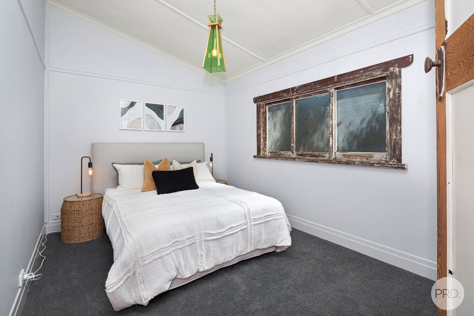 92 Albert Street SEBASTOPOL 9