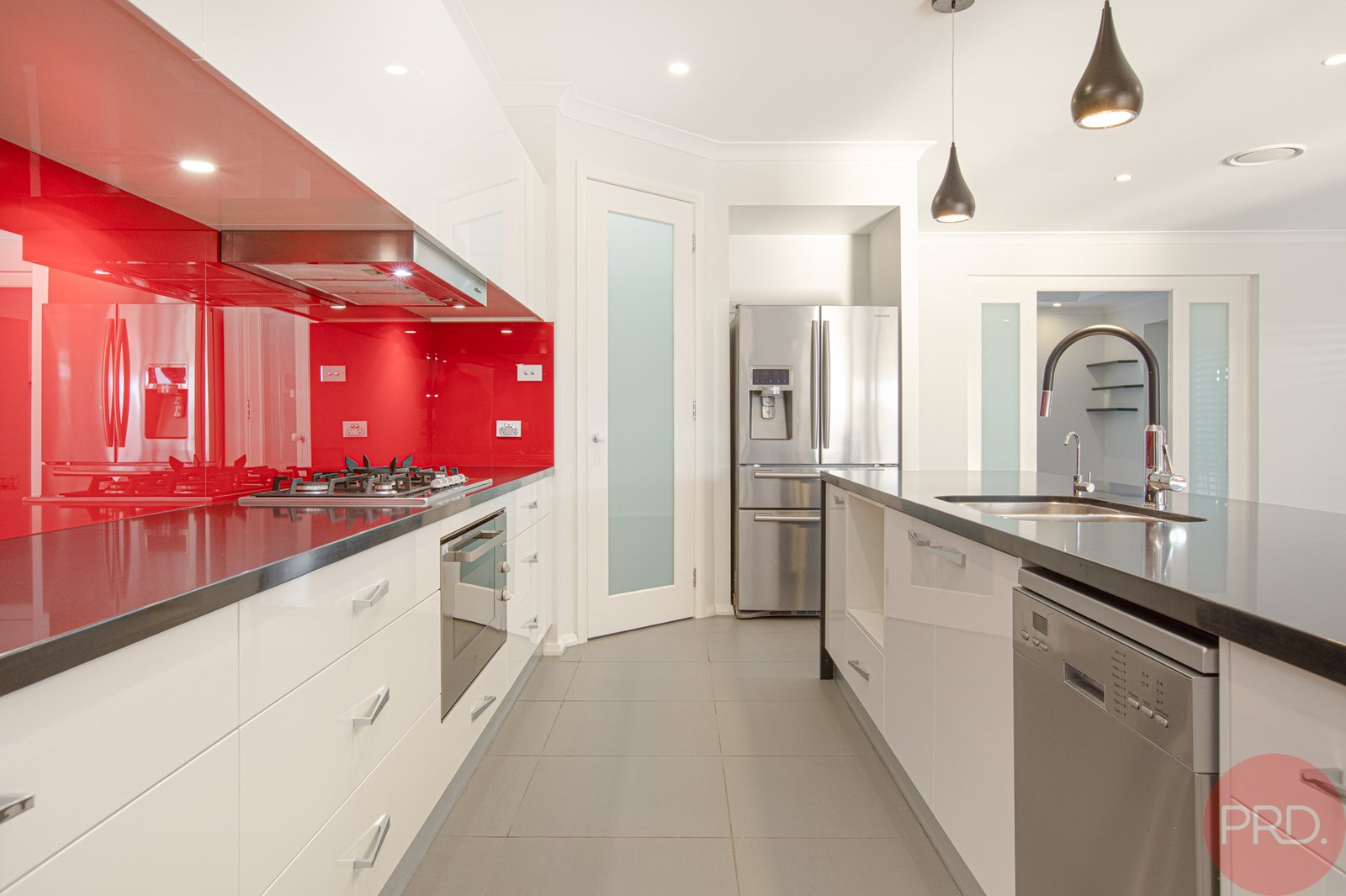 92 Canterbury Drive RAWORTH 4