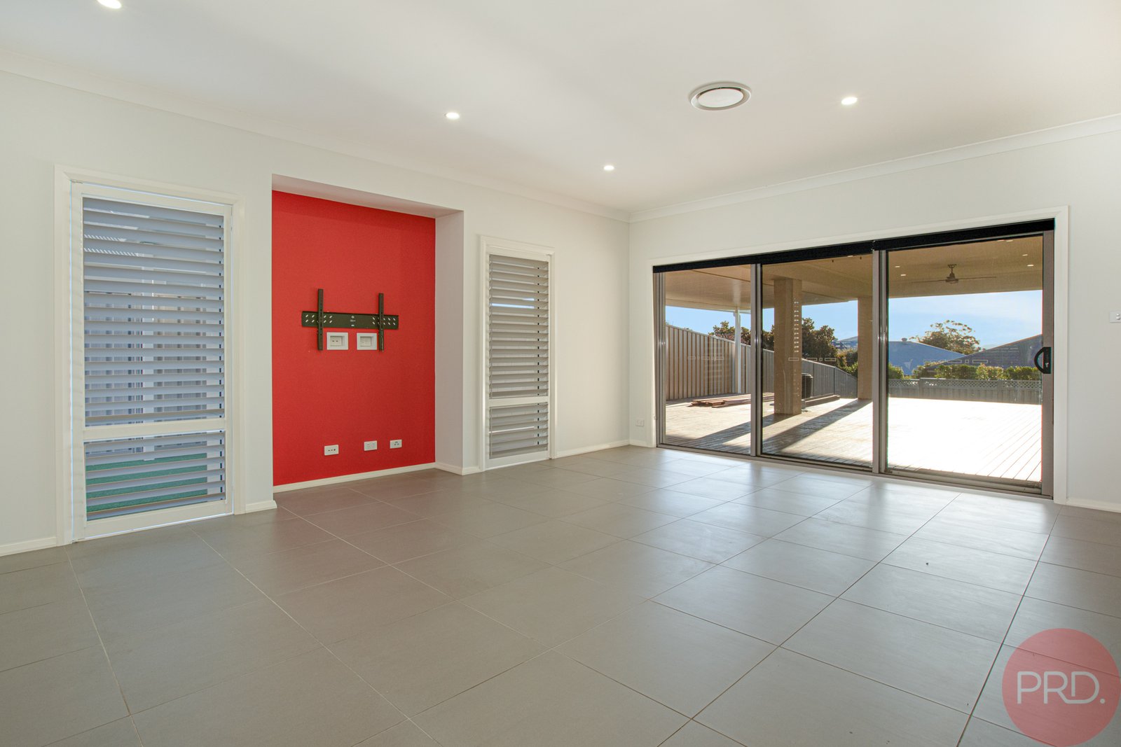 92 Canterbury Drive RAWORTH 6