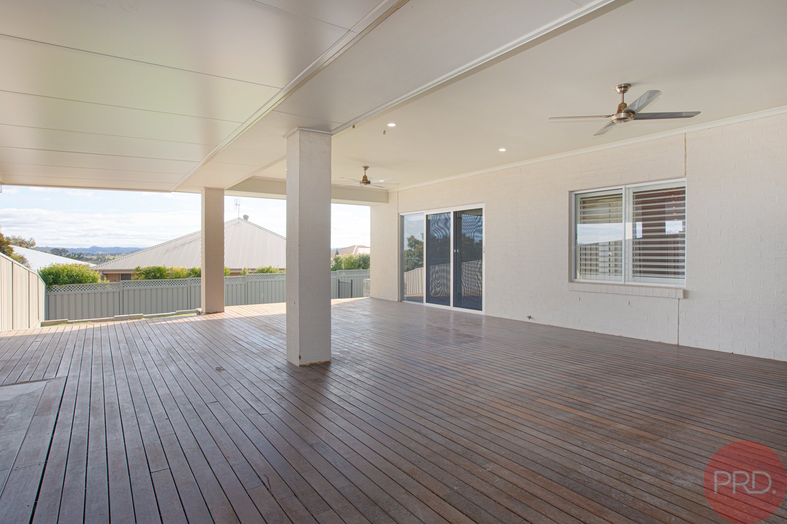 92 Canterbury Drive RAWORTH 17