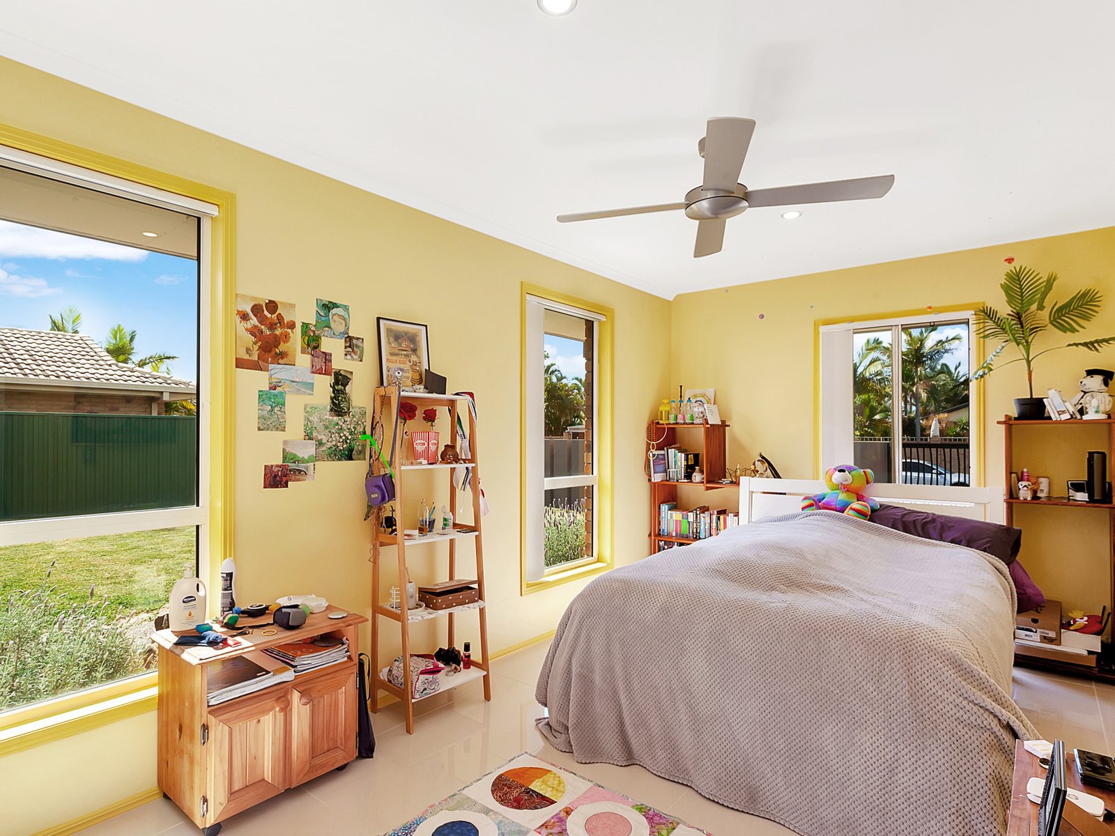 92 Cassowary Drive BURLEIGH WATERS 9