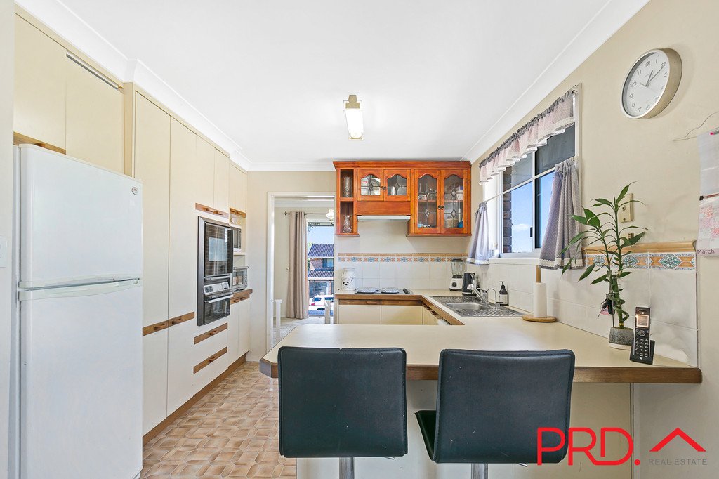 92 Edward Street TAMWORTH 6