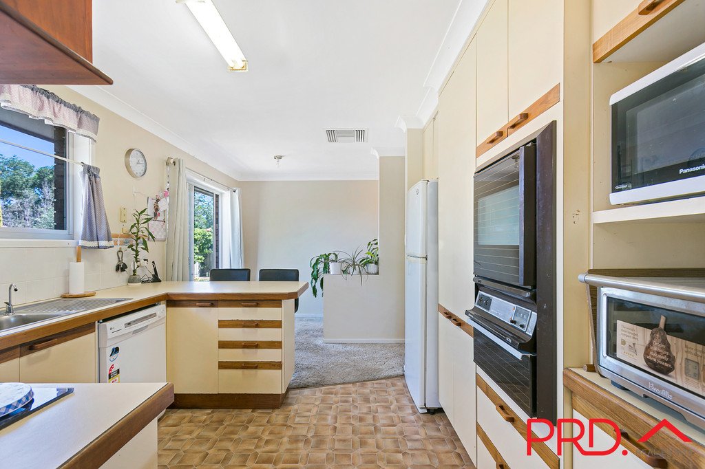 92 Edward Street TAMWORTH 7