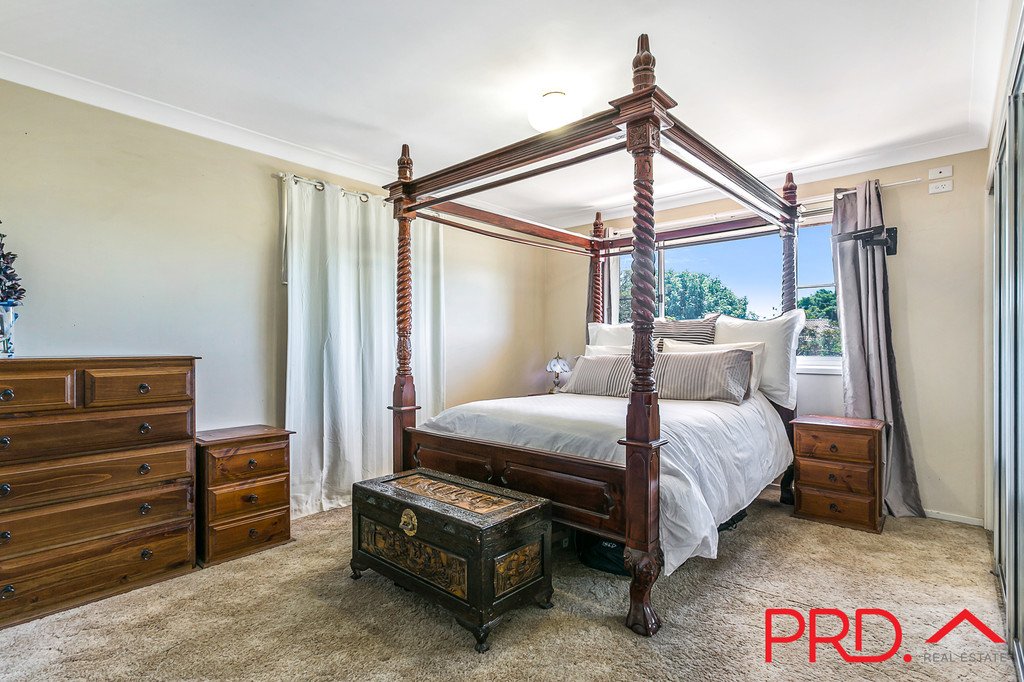 92 Edward Street TAMWORTH 9