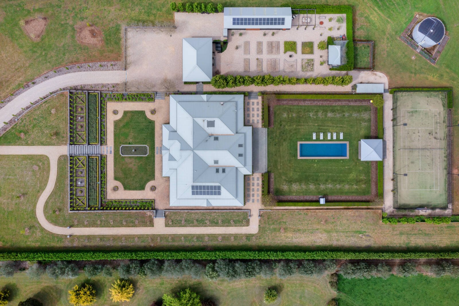 Real Estate and Property in 92 Embley Court, Romsey, VIC