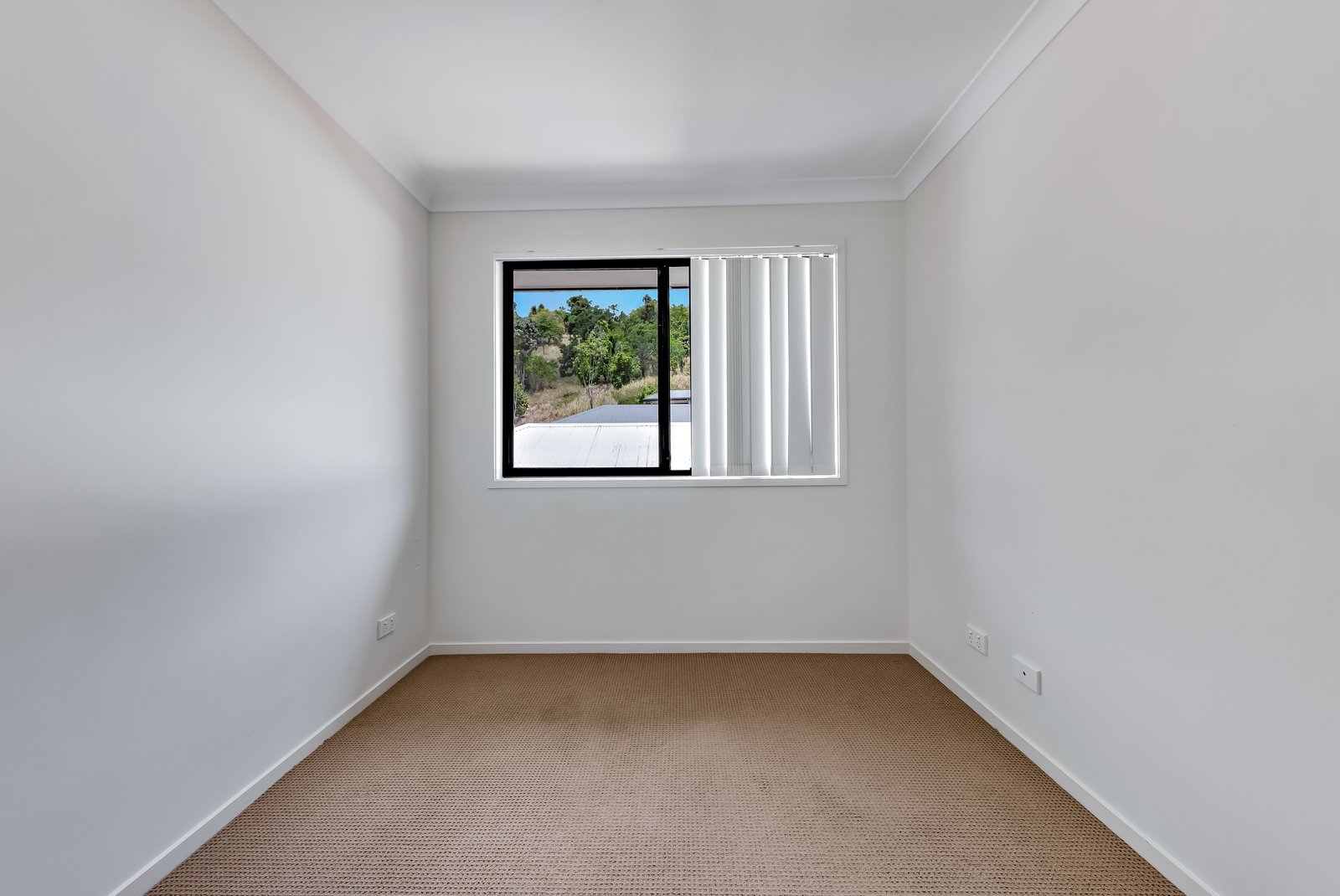 92 Fairweather Road CANNONVALE 8