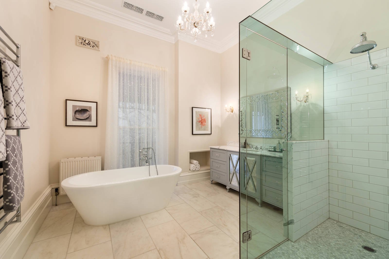 Real Estate and Property in 92 Finch Street, Malvern East, VIC