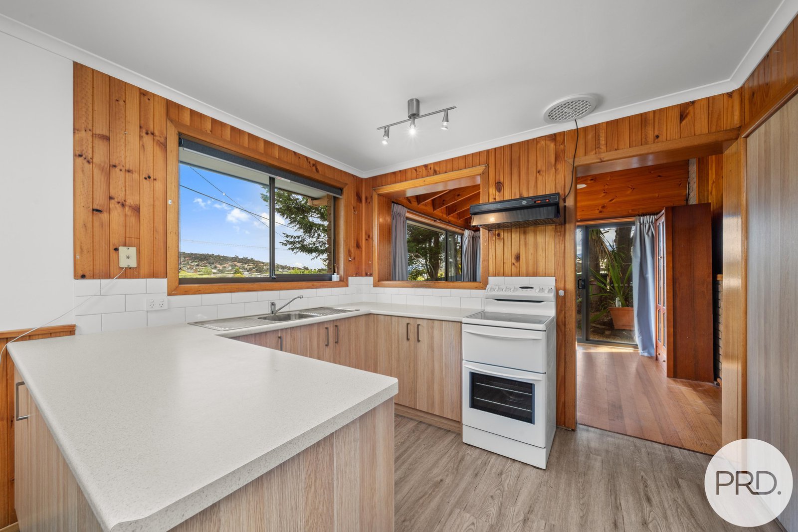 92 Flagstaff Gully Road LINDISFARNE 3