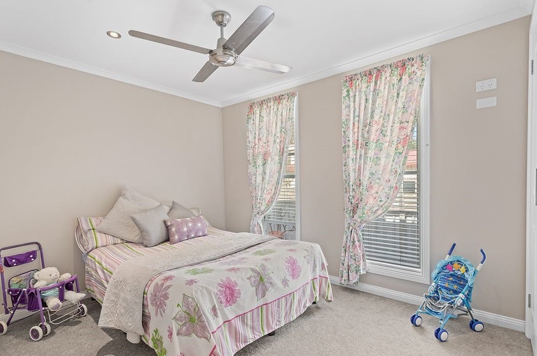 92 Gould Drive LEMON TREE PASSAGE 13