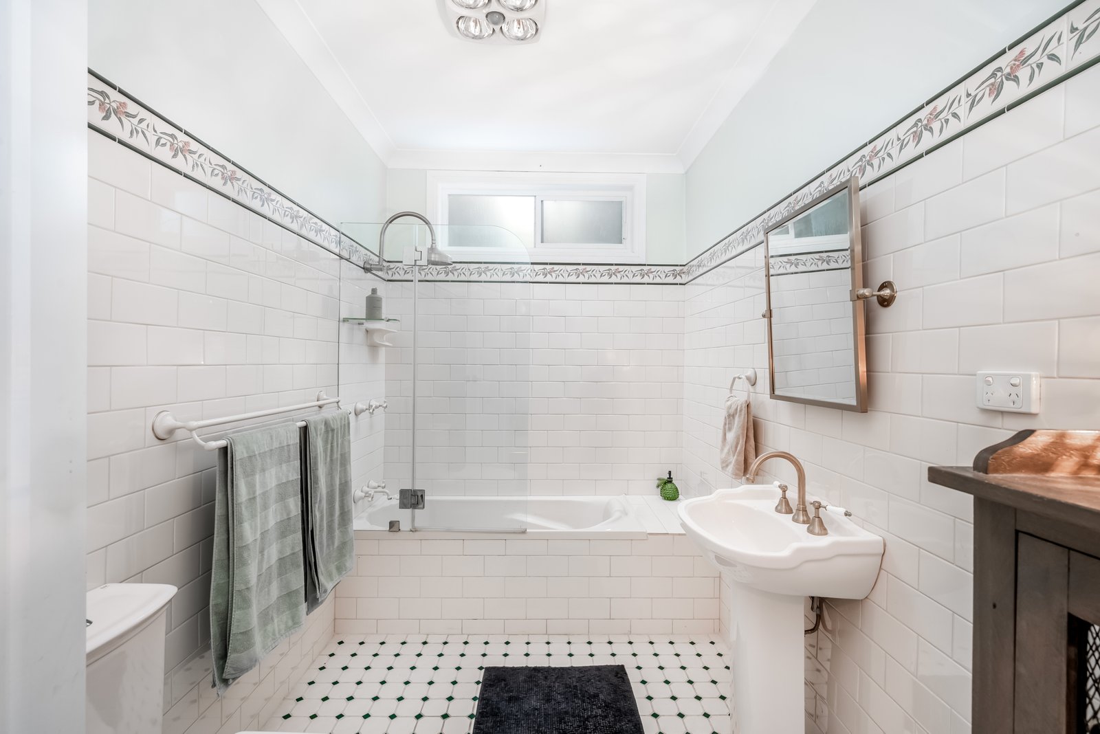 92 High Street MORPETH 14