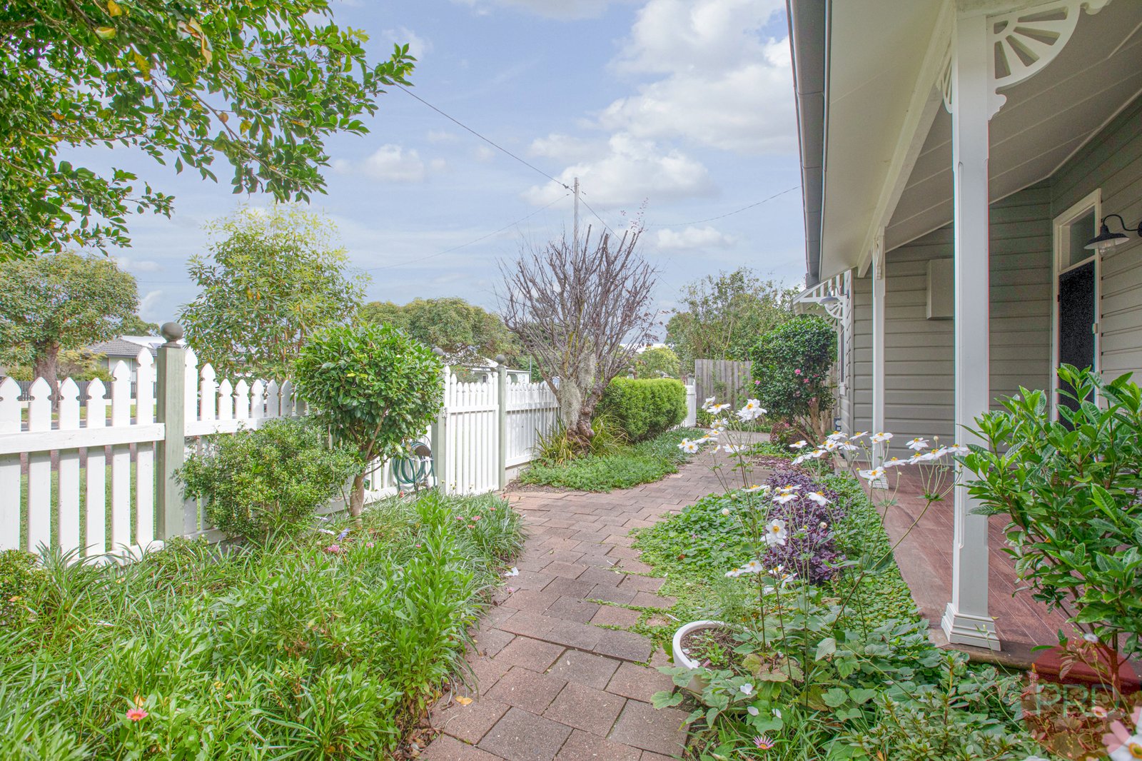 92 High Street MORPETH 5