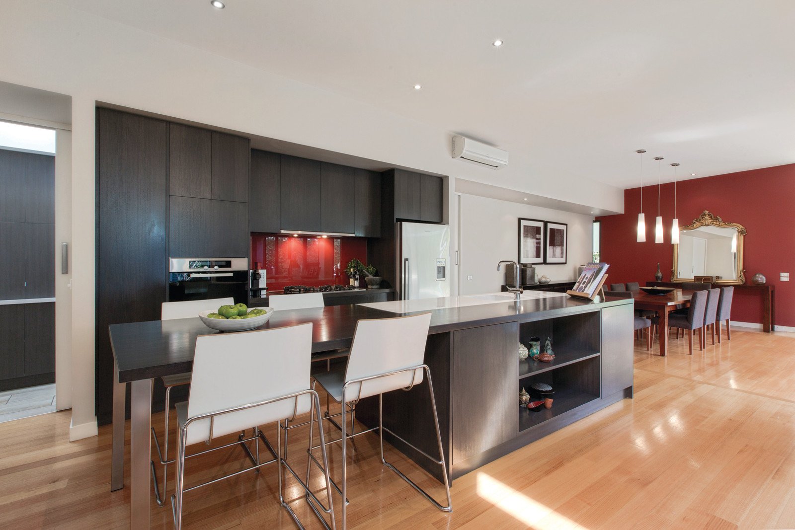 92 Highfield Road, Canterbury, VIC