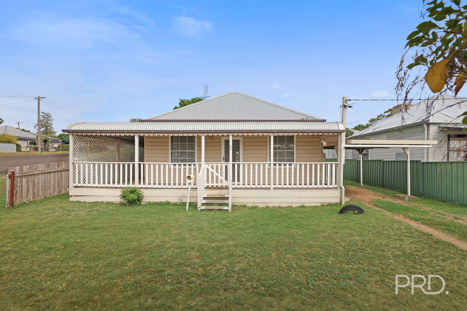 92 Hill Street QUIRINDI 1