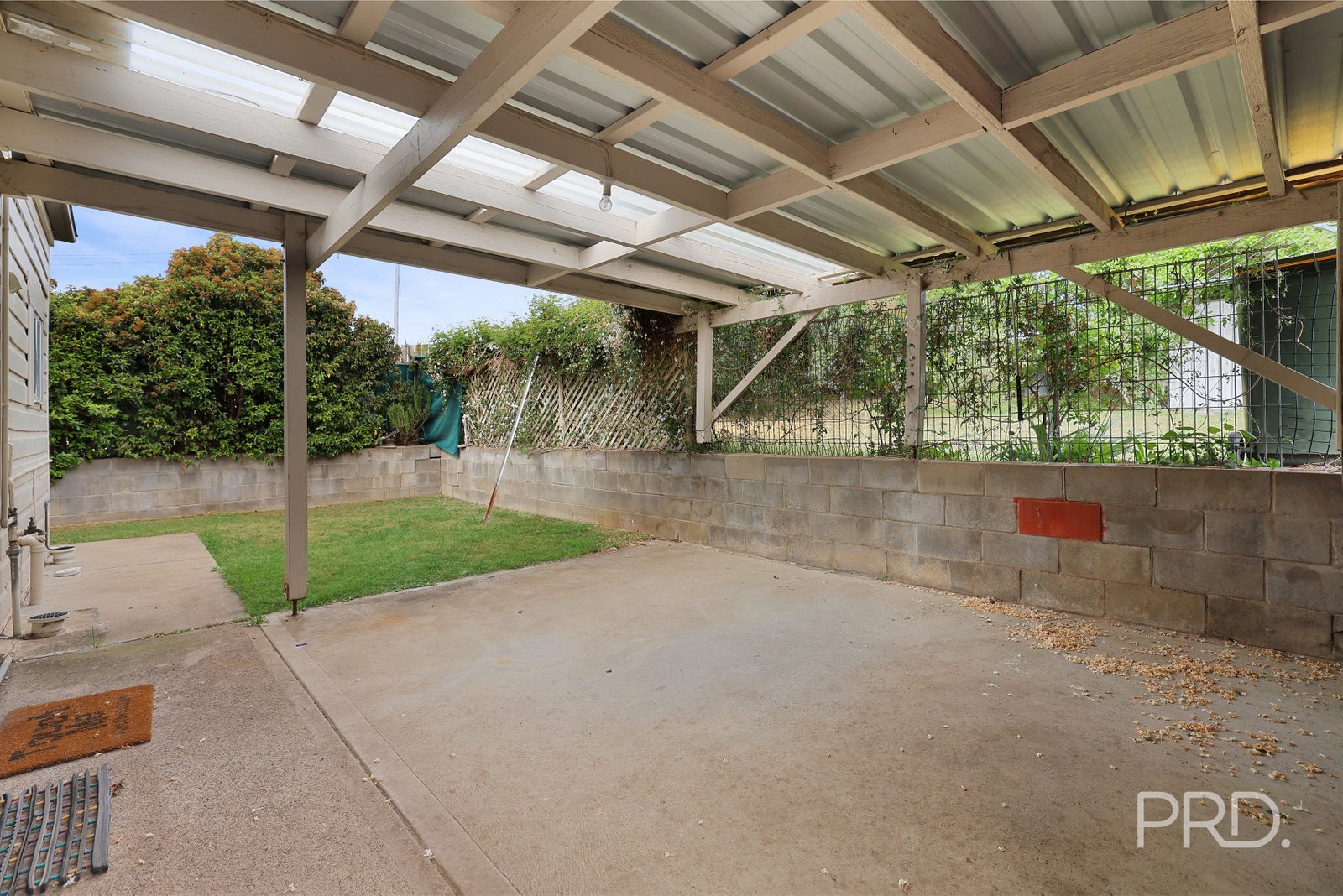 92 Hill Street QUIRINDI 16