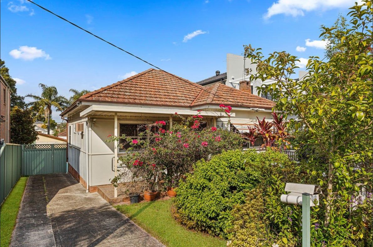 92 Hurstville Road HURSTVILLE GROVE 1