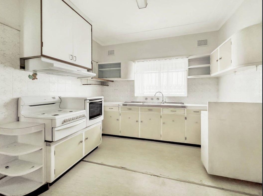 92 Hurstville Road HURSTVILLE GROVE 6