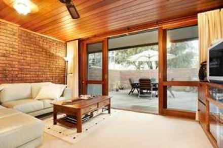 Gallery: 92 Iffla Street