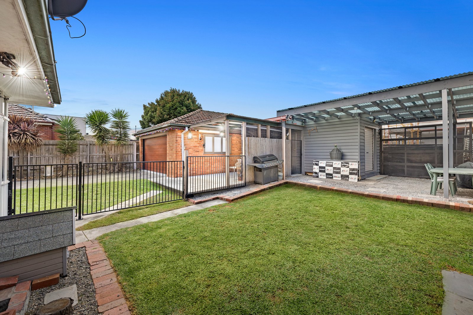 Gallery: 92 Jasper Road