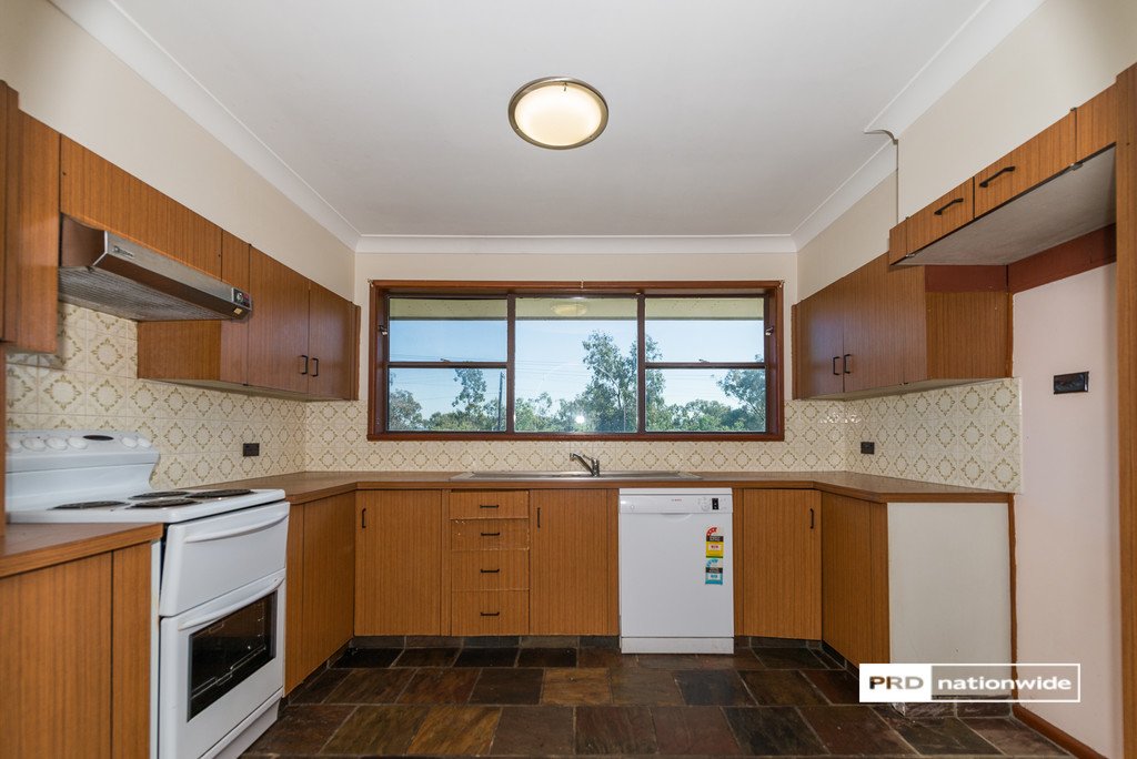 92 Kent Street TAMWORTH 3