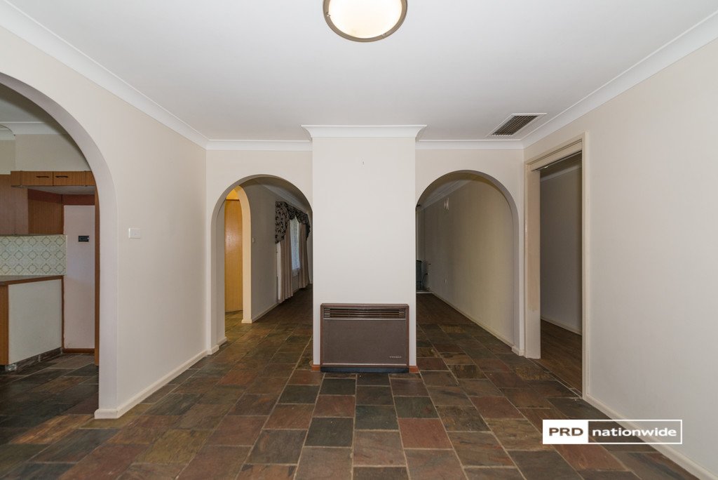 92 Kent Street TAMWORTH 4