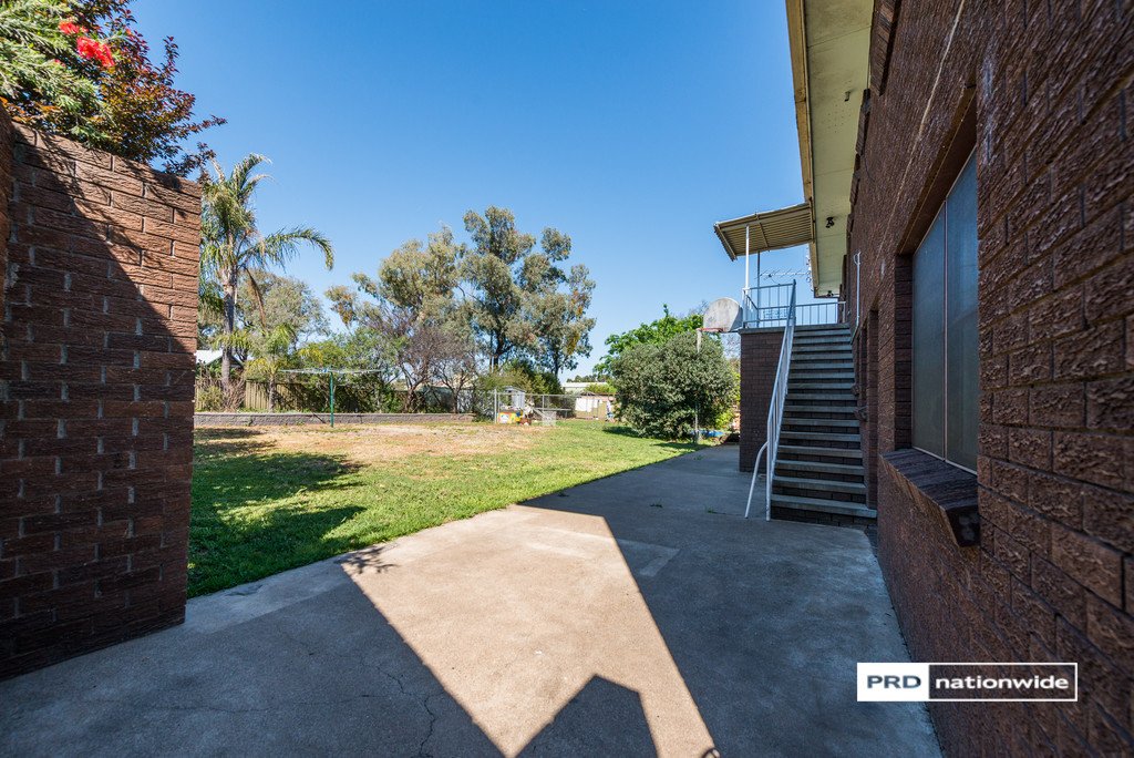 92 Kent Street TAMWORTH 25