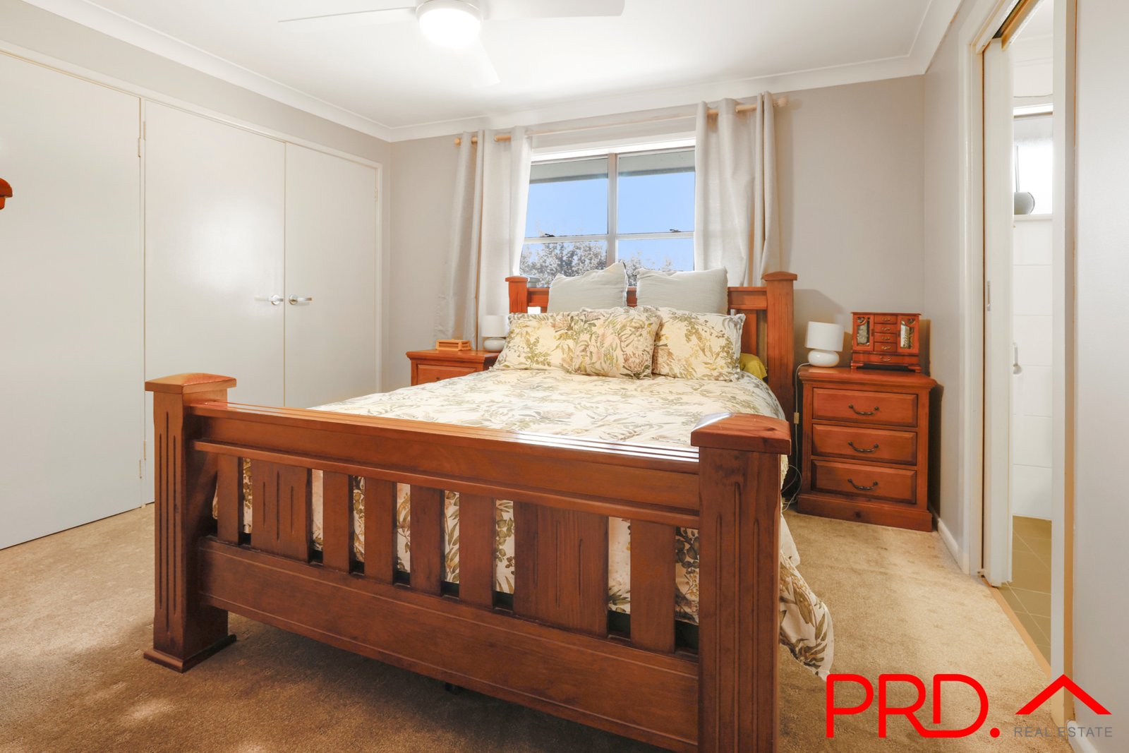 92 Kent Street TAMWORTH 7