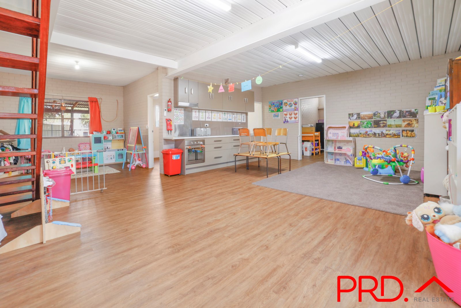 92 Kent Street TAMWORTH 14