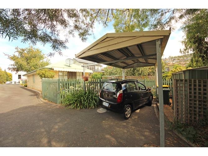 92 Lansdowne Crescent WEST HOBART 2