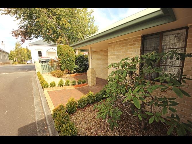 92 Lansdowne Crescent WEST HOBART 20
