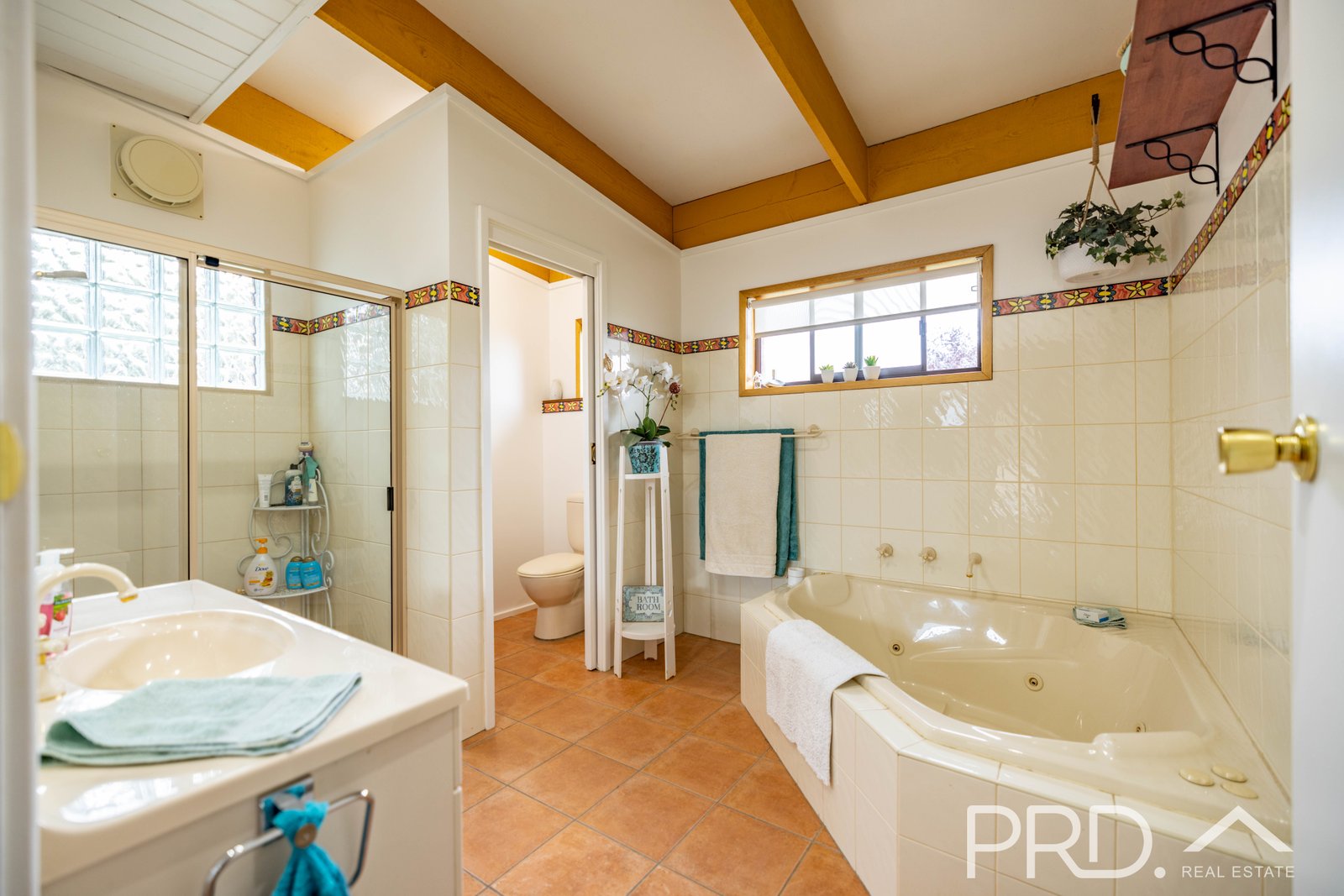 92 Lowthers Lane MUNDONGO 14