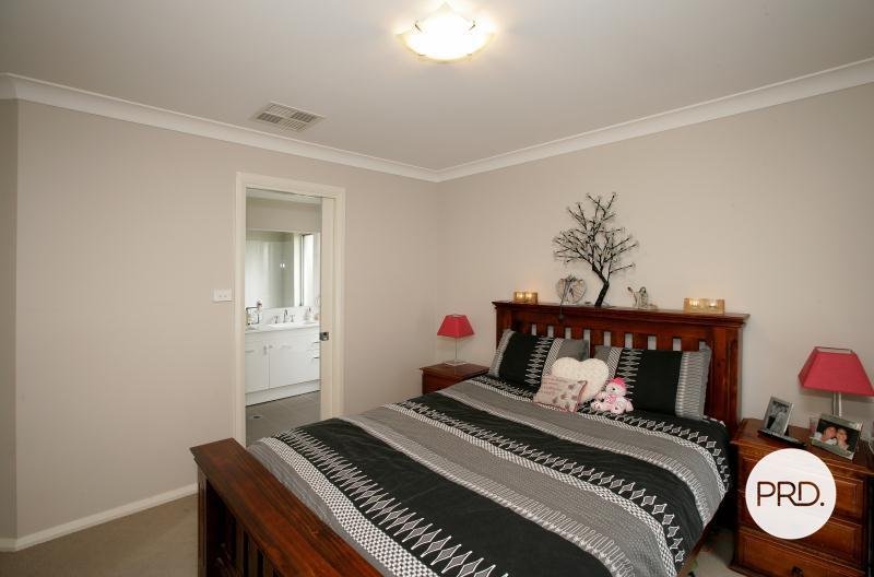 92 Mima Street GLENFIELD PARK 4