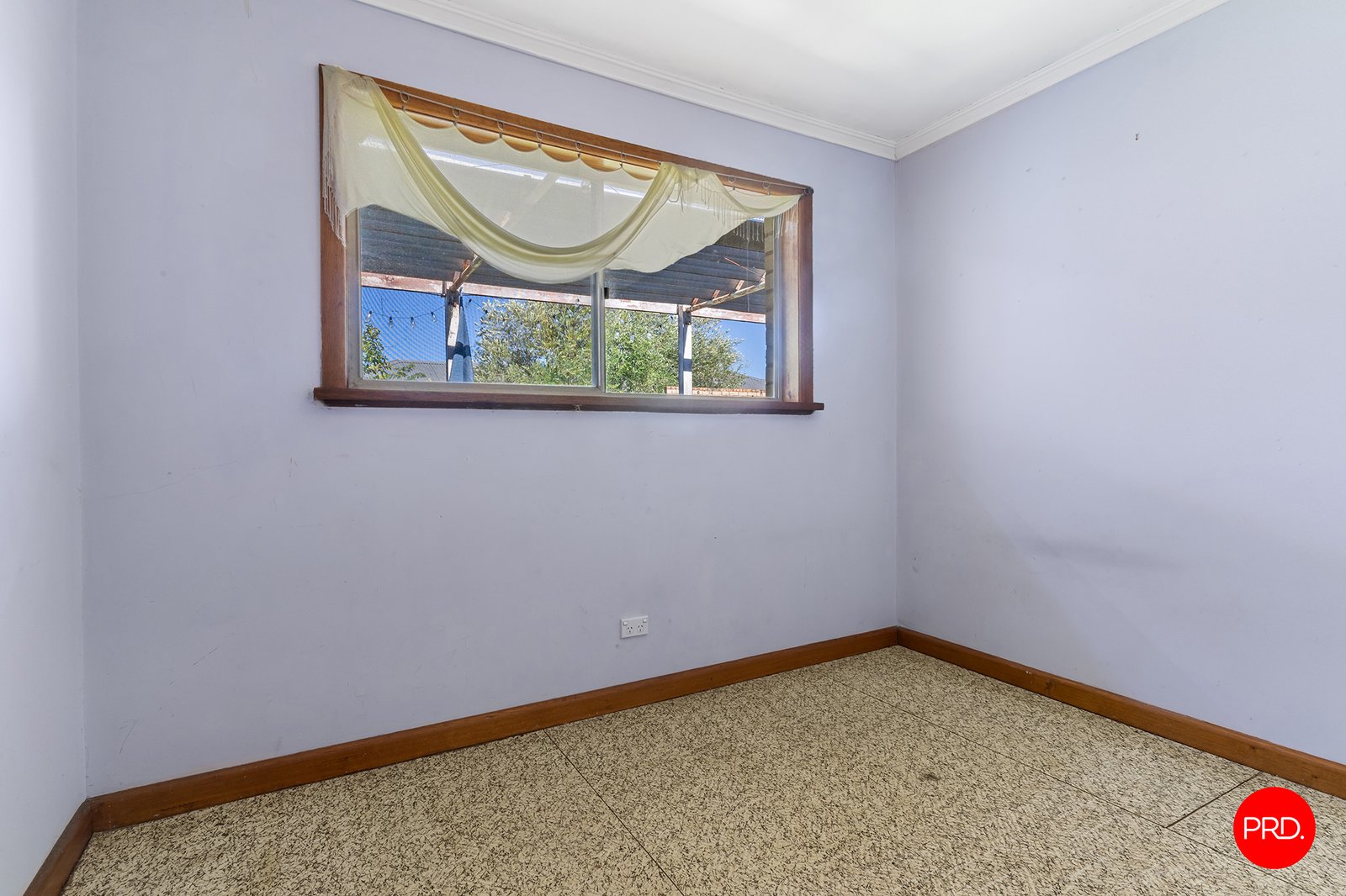 92 Neale Street KENNINGTON 9