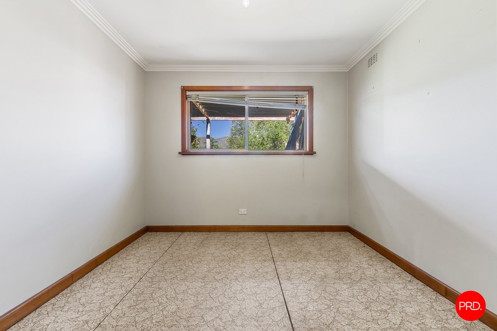 92 Neale Street KENNINGTON 10