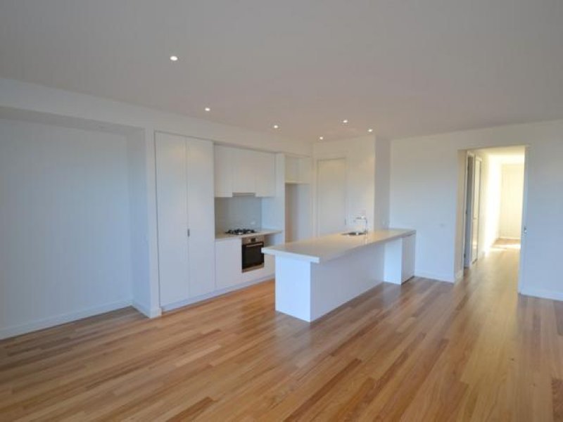 Gallery: 92 Oak Avenue