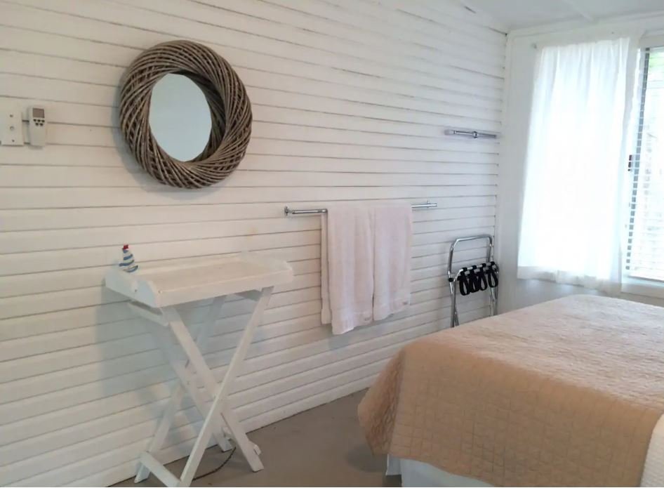 92 Ocean Parade BURLEIGH HEADS 13