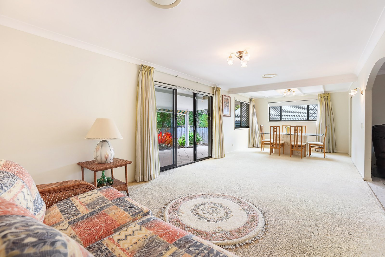 92 Parasol Street ASHMORE 12