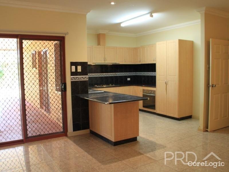 92 Radley Drive BAYNTON 2