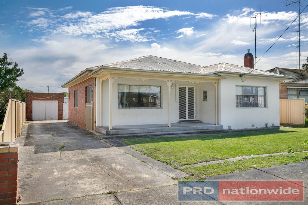 92 Rowlands Street SEBASTOPOL 3