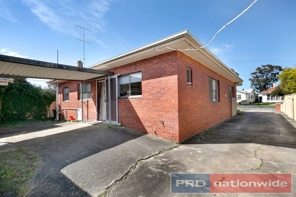 92 Rowlands Street SEBASTOPOL 14