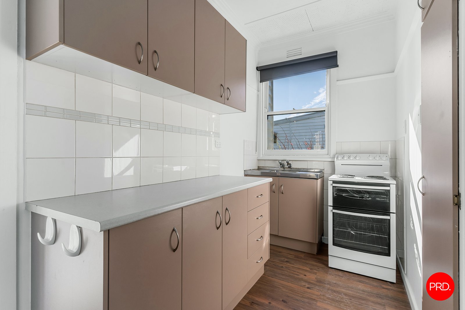 92 Somerville Street FLORA HILL 5