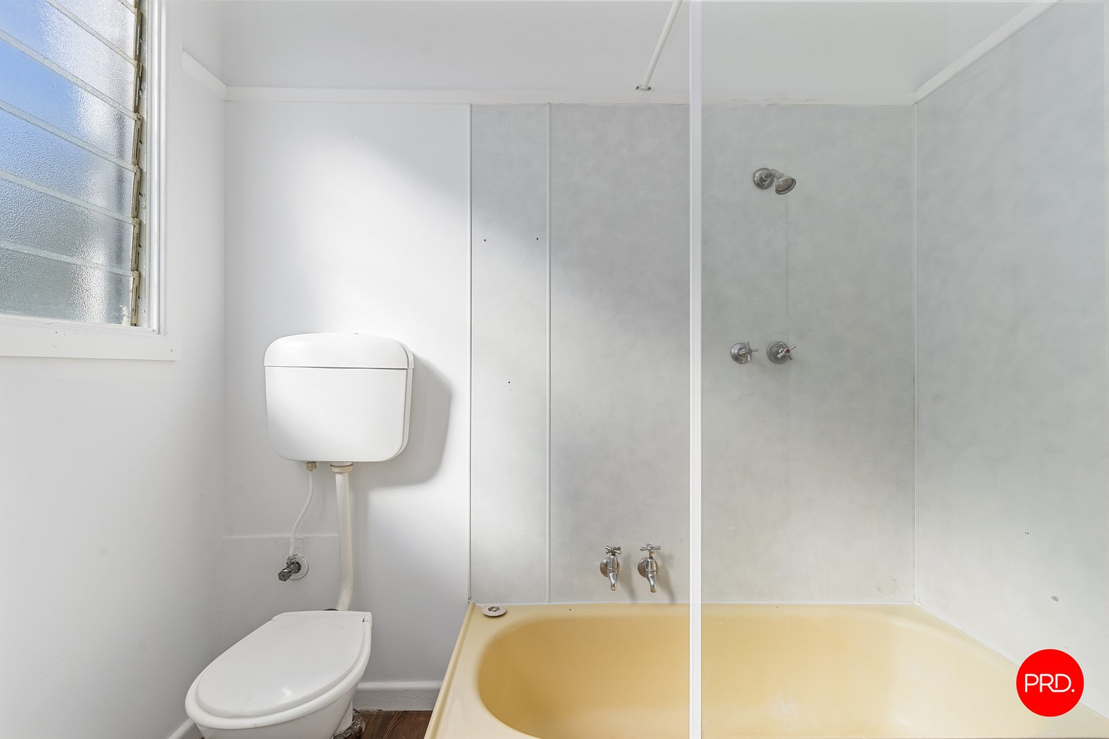 92 Somerville Street FLORA HILL 8