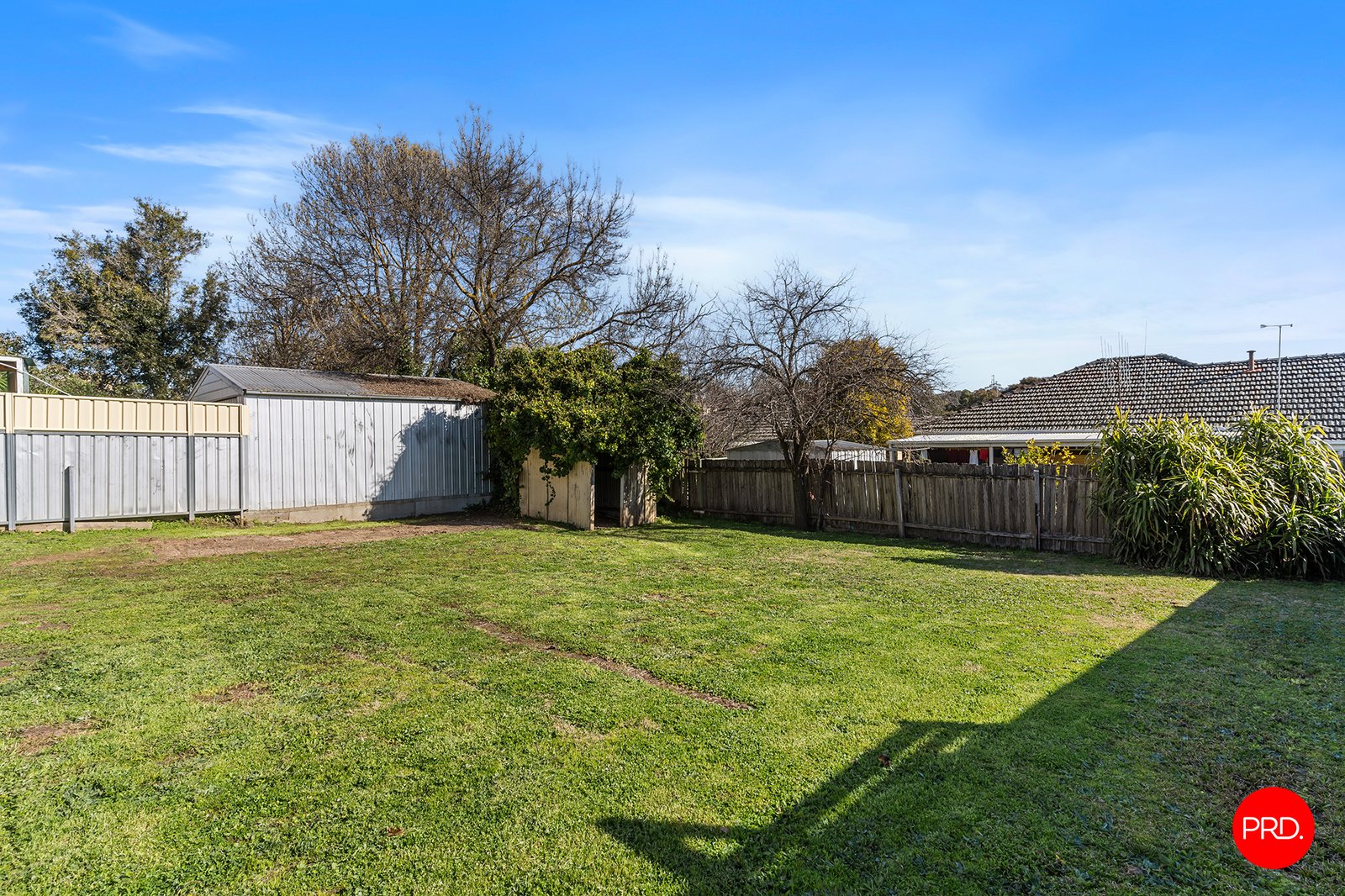 92 Somerville Street FLORA HILL 9