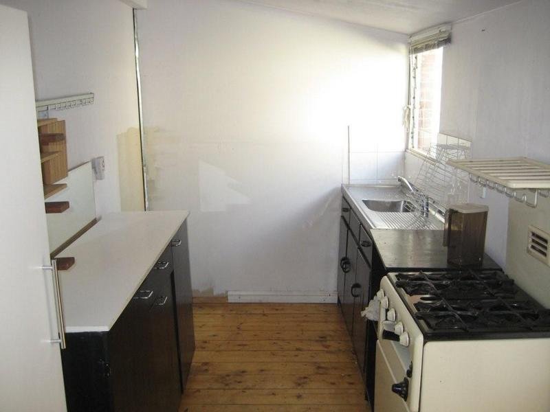 Gallery: 92 Station Street