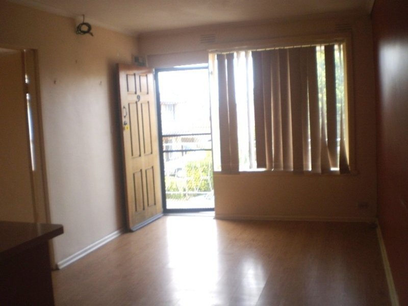 Gallery: 9/2 Stenhouse Avenue