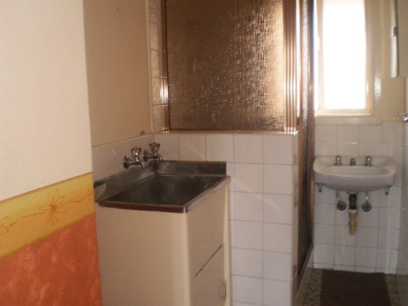 Gallery: 9/2 Stenhouse Avenue