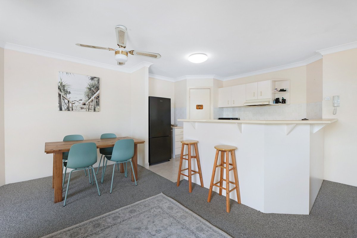 9/2 Stephens Street BURLEIGH HEADS 5