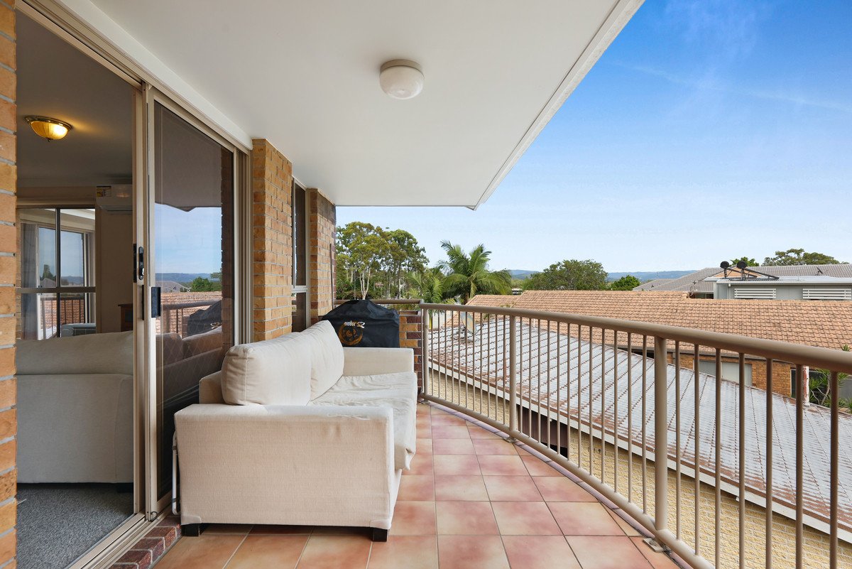 9/2 Stephens Street BURLEIGH HEADS 10