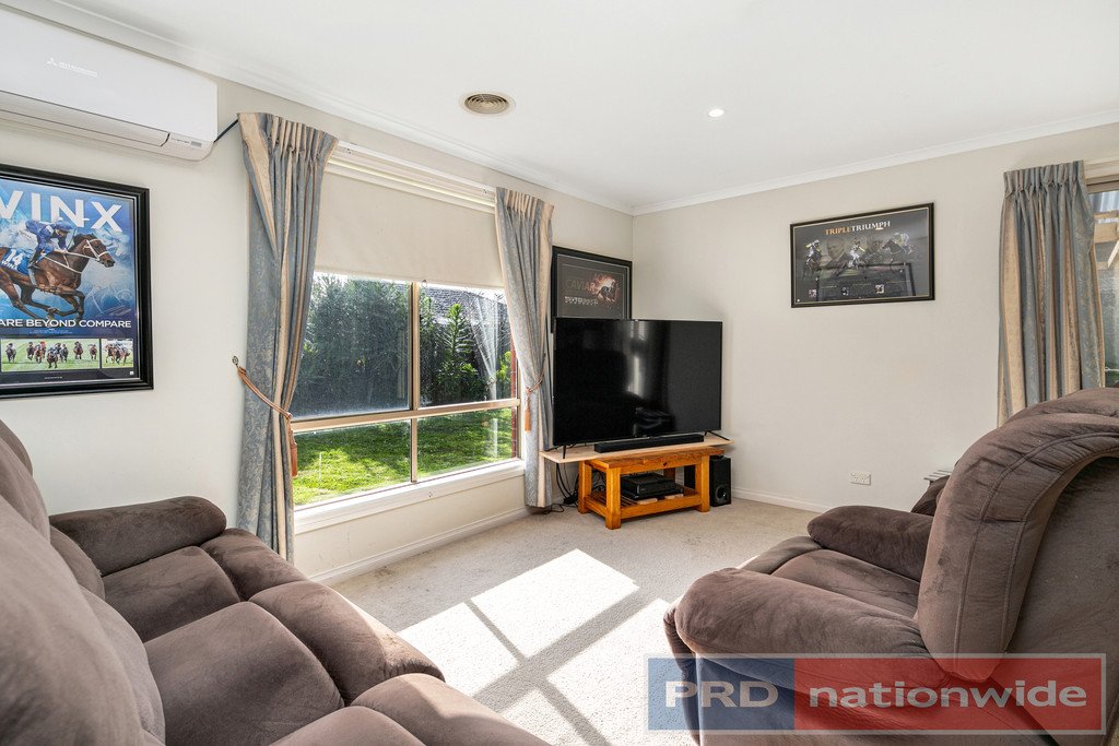 92 Stirling Drive LAKE GARDENS 7