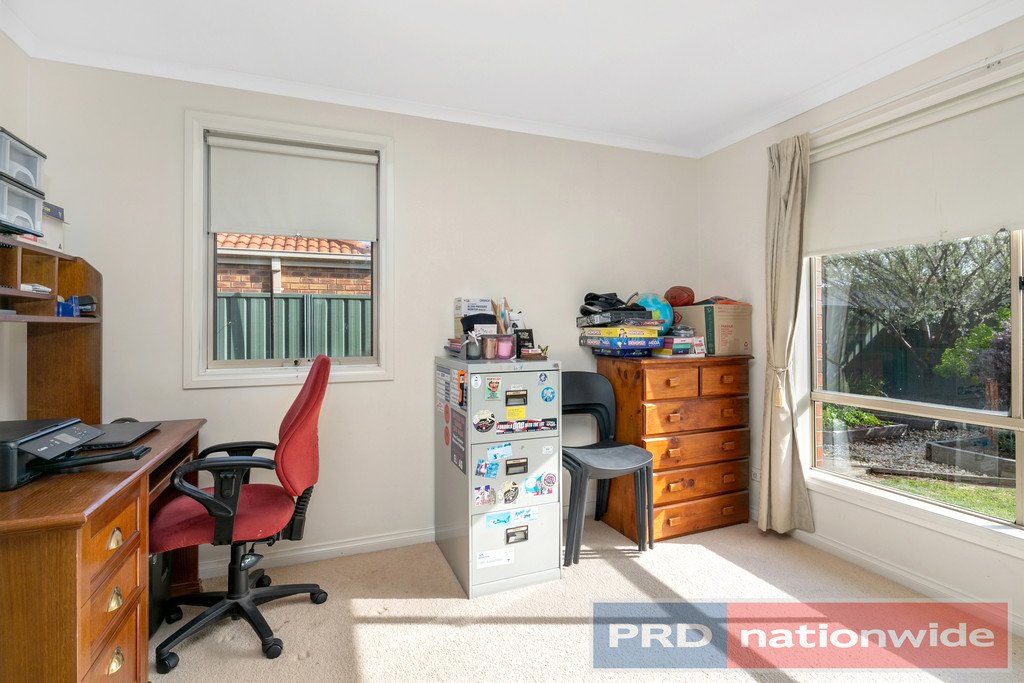 92 Stirling Drive LAKE GARDENS 12
