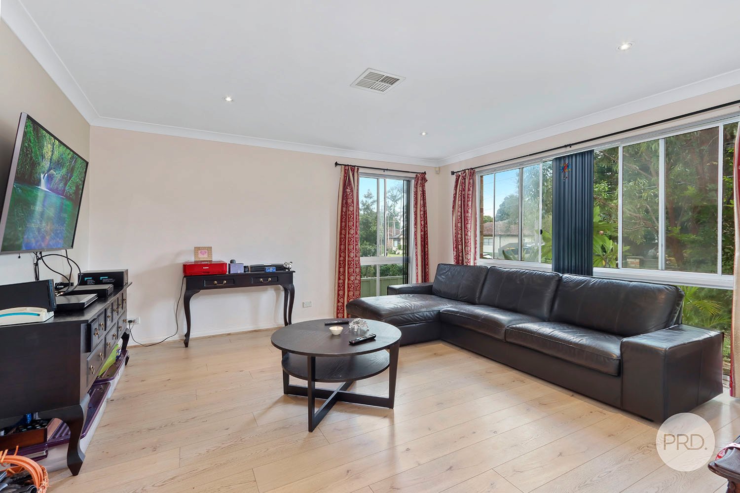 92 Telopea Avenue CARINGBAH SOUTH 4